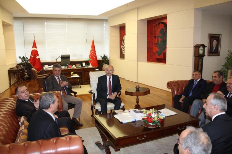 YOL-İŞ’ten CHP’ye Nezaket Ziyareti