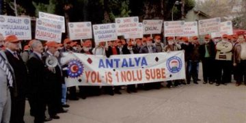 ANTALYA 1 NO’LU ŞUBE – KADRO BEKLEYEN TAŞERON İŞÇİLERİNİN VİZİTE EYLEMİ