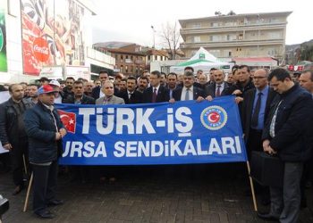 Bursa 1 No’lu Şube – Türk-İş Bursa 8.Bölgenin Kiralık İşçilik ile İlgili Yaptığı Basın Açıklaması