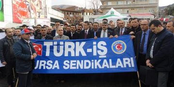 Bursa 1 No’lu Şube – Türk-İş Bursa 8.Bölgenin Kiralık İşçilik ile İlgili Yaptığı Basın Açıklaması