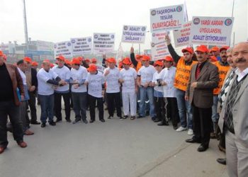 MERSİN 1 NO’LU ŞUBE – KADRO BEKLEYEN TAŞERON İŞÇİLERİNİN EYLEMLERİ