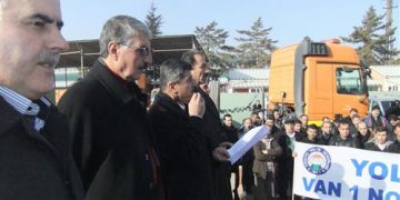 VAN 1 NO’LU ŞUBE – KADRO BEKLEYEN TAŞERON İŞÇİLERİNİN VİZİTE EYLEMİ