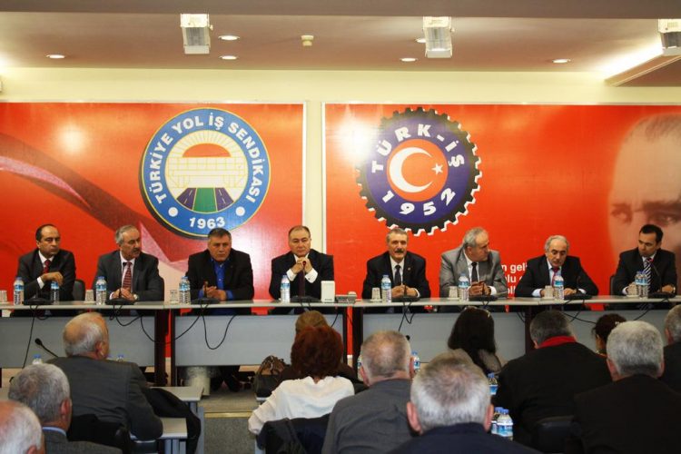 ÇEVRE VE ŞEHİRCİLİK BAKANLIĞI İŞÇİLERİ SÜRGÜNE GÖNDERİYOR BASIN TOPLANTISI