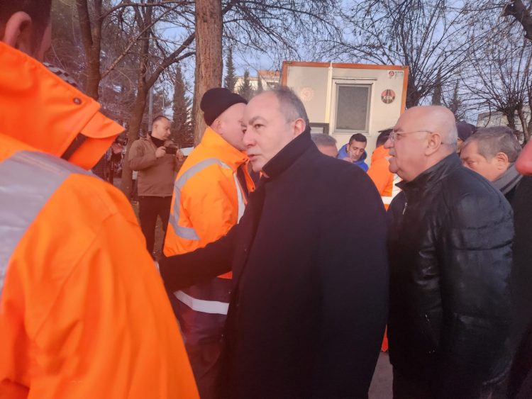 Genel Başkanımız Ramazan Ağar deprem bölgesinden açıklamalarda bulundu.