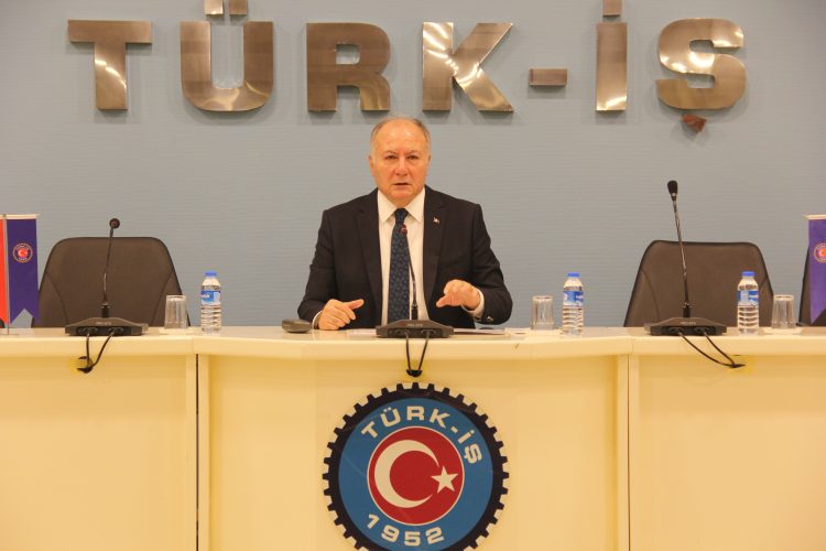 Genel Başkanımız Ramazan Ağar TÜRK-İŞ Genel Merkezinde Basın Toplantısı Düzenledi