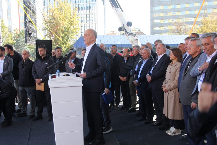 “ZORDAYIZ GEÇİNEMİYORUZ” EMEK BULUŞMASI MİTİNGİMİZ ANKARA’DA GERÇEKLEŞTİRİLDİ