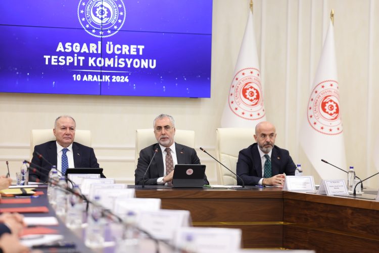 ASGARİ ÜCRET TESPİT KOMİSYONU İLK TOPLANTISINI GERÇEKLEŞTİRDİ