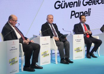 GENEL BAŞKANIMIZ RAMAZAN AĞAR “İŞ’TE GÜVENLİ GELECEK” PANELİNE KATILDI