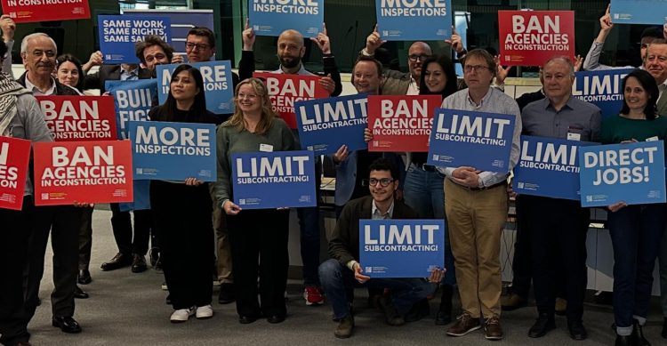 Genel Başkanımız Ramazan AĞAR EFBWW Avrupa İnşaat ve Ağaç İşçileri Federasyonu’nca Brüksel’de düzenlenen toplantıda TAŞERONA HAYIR dedi