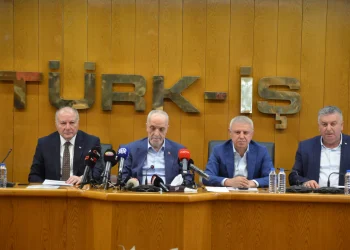 TÜHİS Kamu İşçilerini Kapsayan Çerçeve Protokol İçin İlk Teklifini Sundu