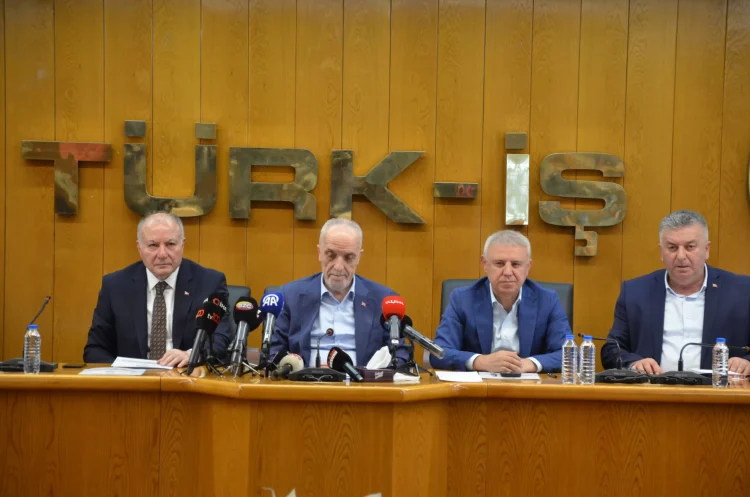 TÜHİS Kamu İşçilerini Kapsayan Çerçeve Protokol İçin İlk Teklifini Sundu