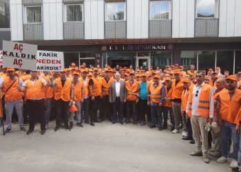 KAMU TOPLU İŞ SÖZLEŞMELERİ İÇİN MEYDANLARDAYIZ