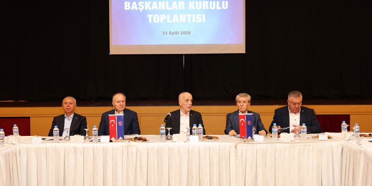 TÜRK-İŞ BAŞKANLAR KURULU’NDAN OTOYOL VE KÖPRÜLERİN ÖZELLEŞTİRİLMESİNE TEPKİ